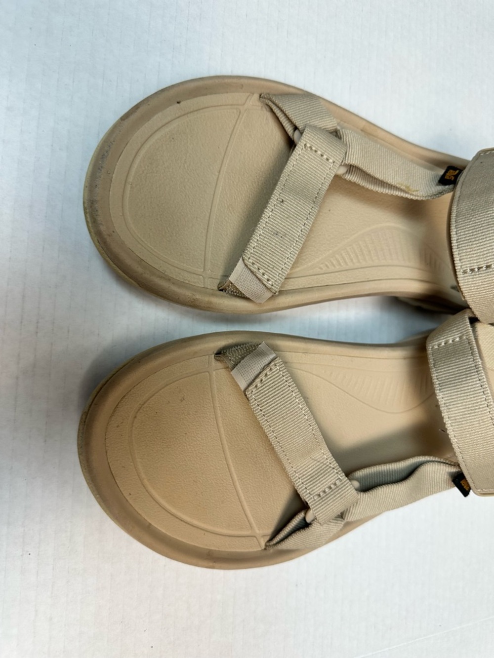 Teva Women's Hurricane XLT2 Sandal in Sesame Size 10 - Picture 5 of 8